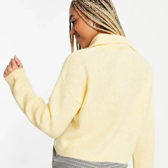 NWOT TopShop Boxy Cropped Sweater in Yellow Sz Lrg - Picture 4 of 4